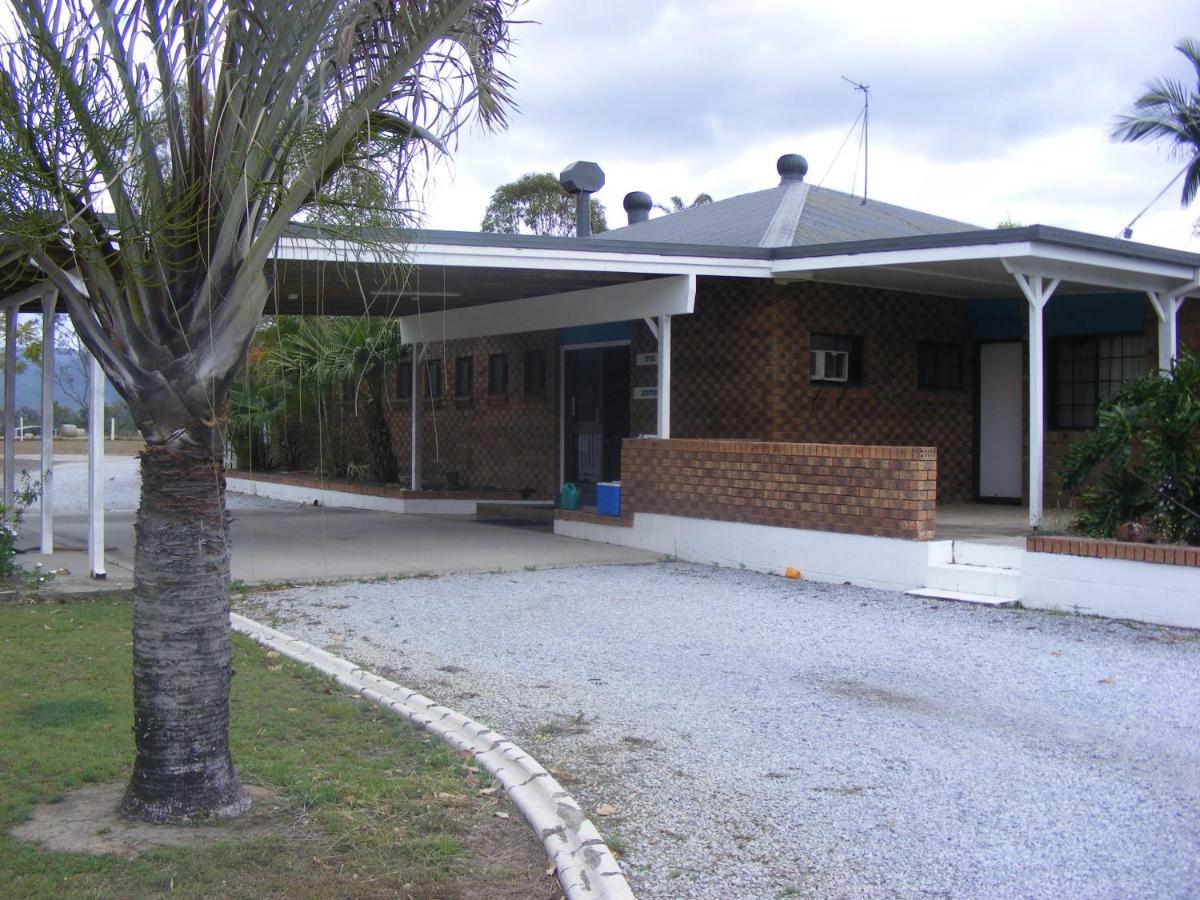 Koorawatha Homestead Motel Bororen Εξωτερικό φωτογραφία